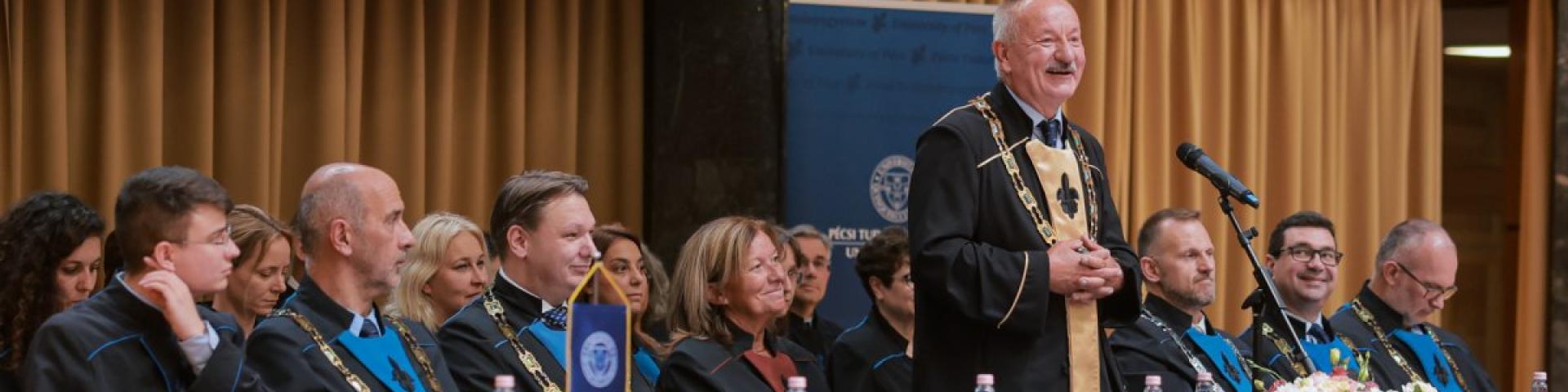 KÖZPONTI TANÁRAVATÓ ÉS OKLEVÉLÁTADÓ ÜNNEPSÉG 2024. július 3.